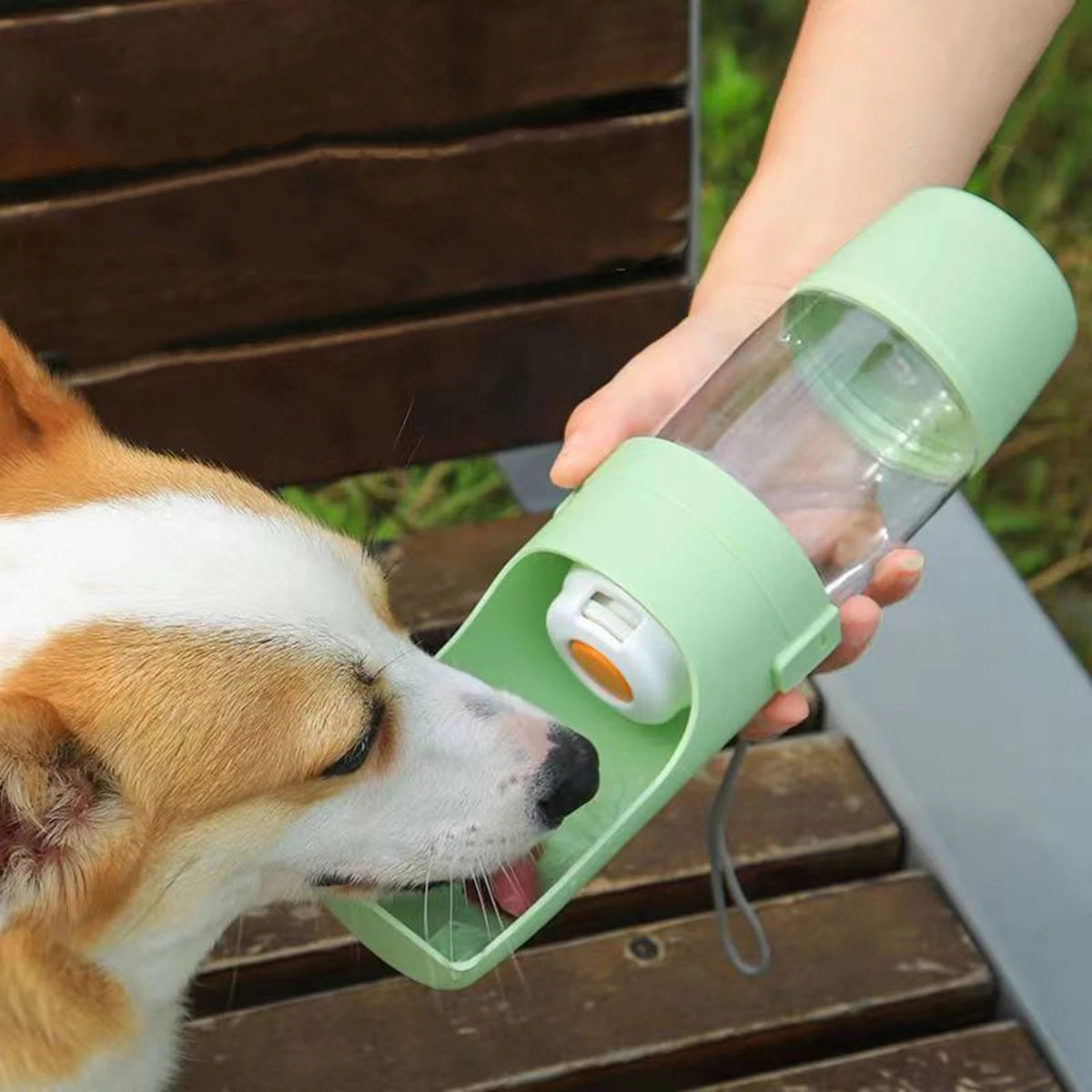 Garrafa de água portátil para cães e gatos - água e comida